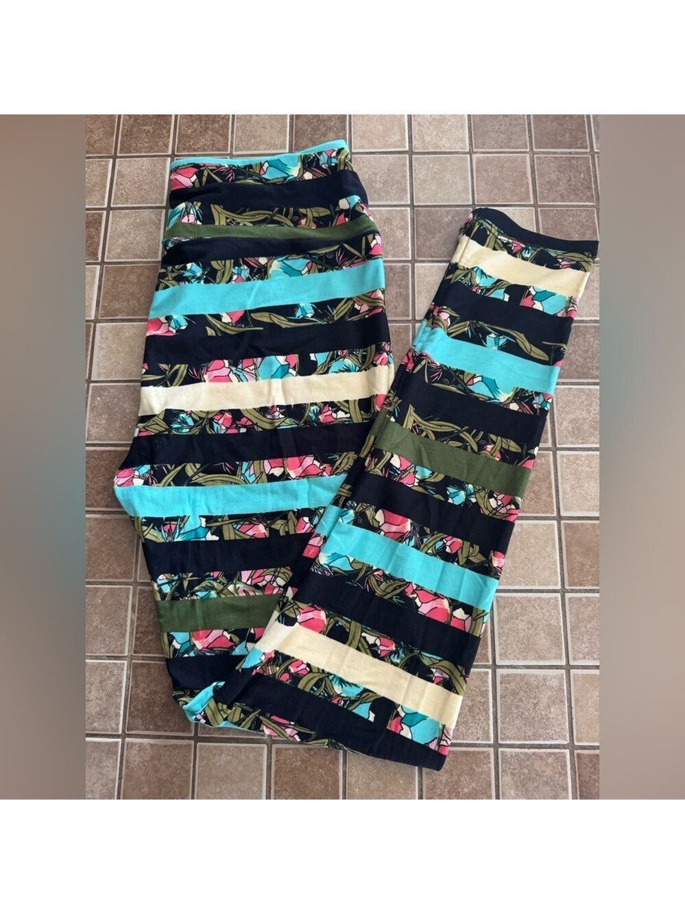 Lularoe Leggings One Size NWOT